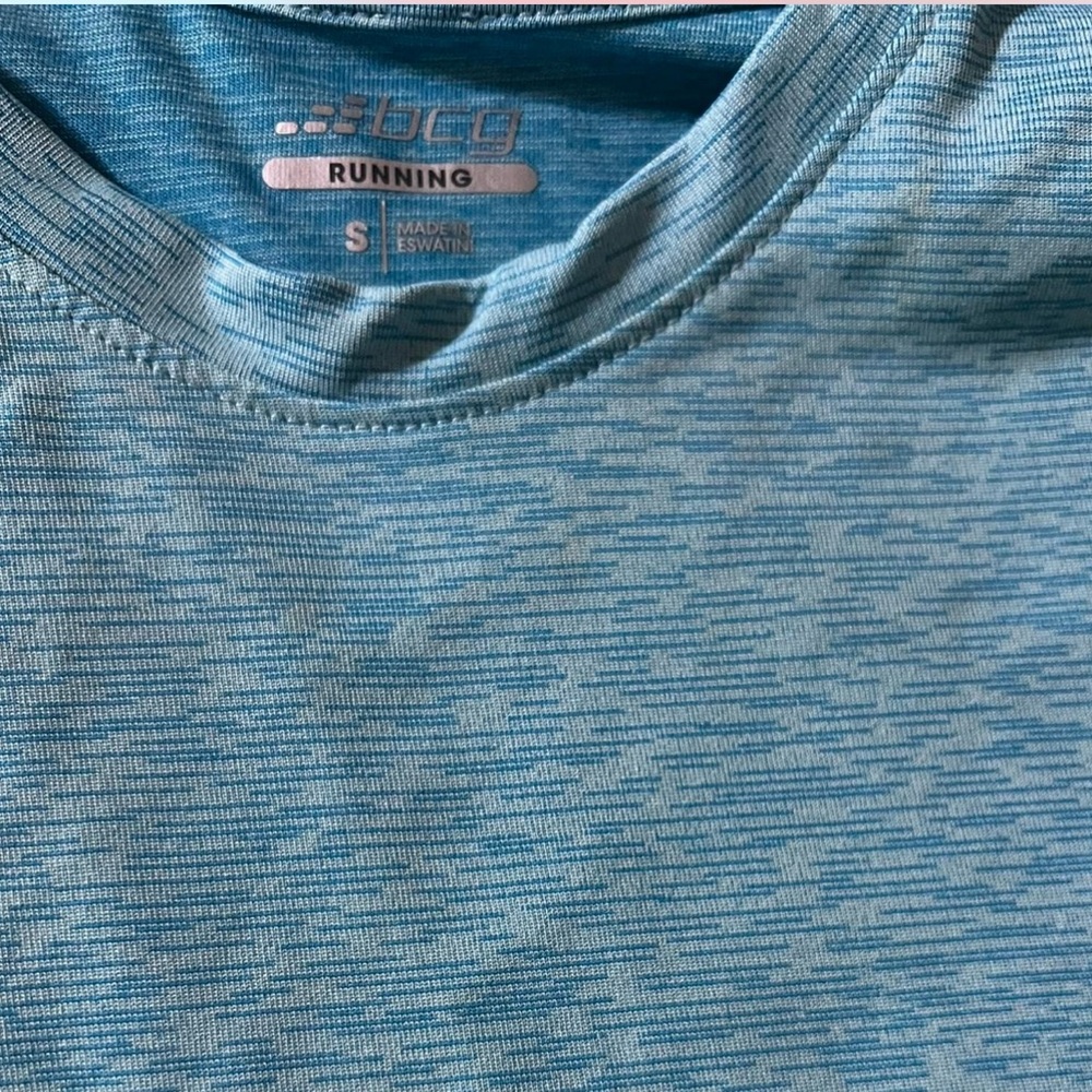 Men’s Small Athletic Top Bundle - image 7